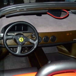 Ferrari F50 внутри